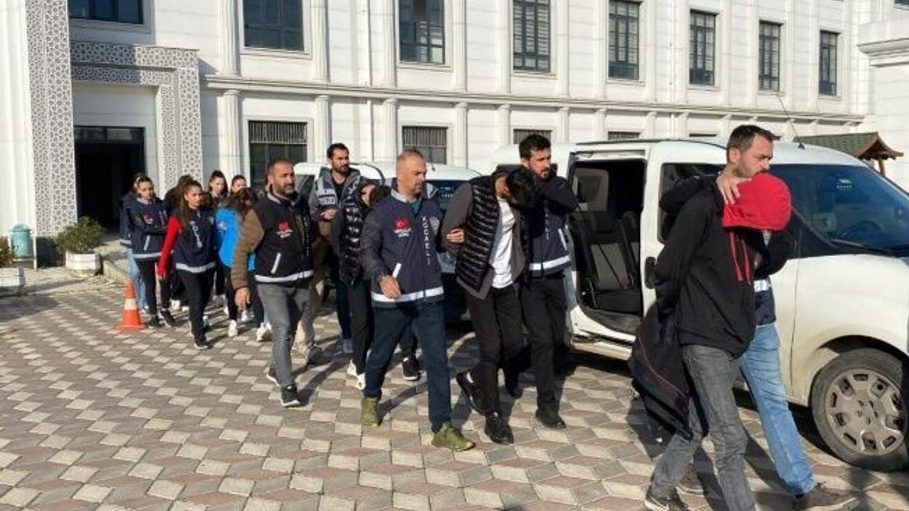İnternetten vatandaşları dolandıran 12 kişi yakalandı