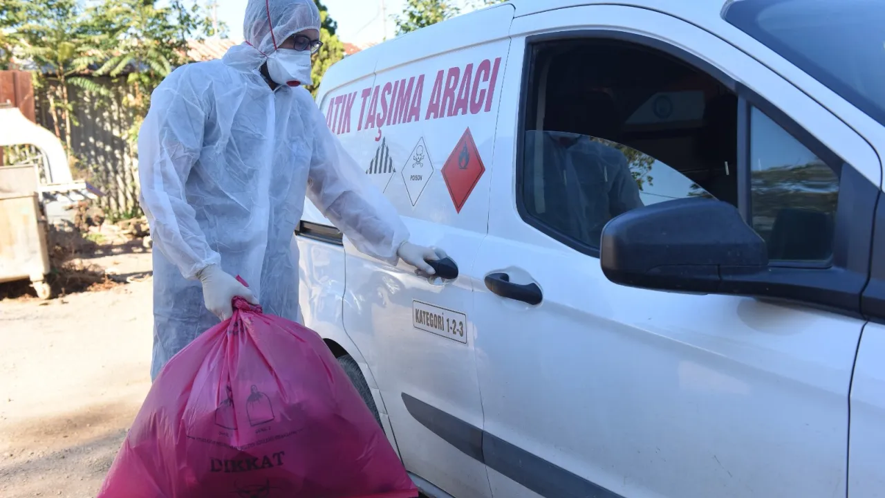 Yıldırım’da 580 kilogram zirai ilaç atık kutusu toplandı