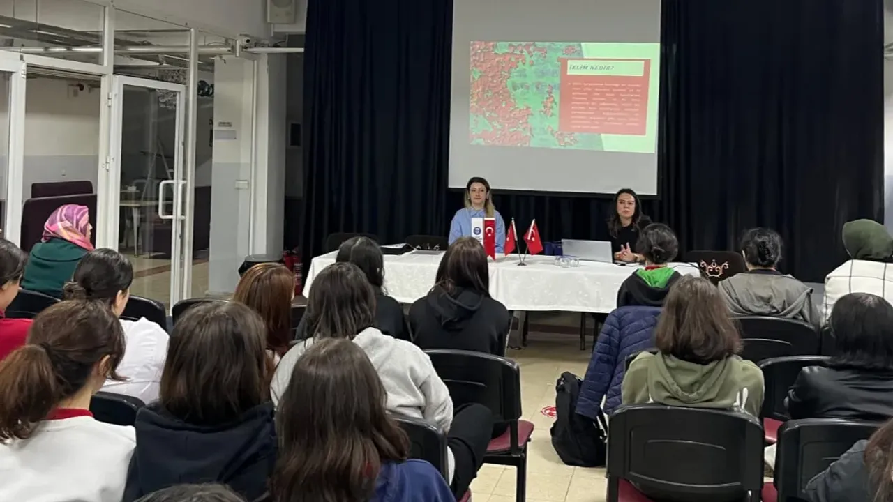 Sakarya'nın gençlerine temiz ve yeşil dünya bilinci