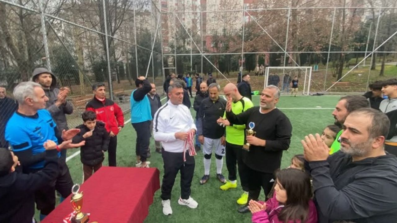 Barış Mahallesi Siteler Turnuvası sona erdi: Şampiyon Park Evleri