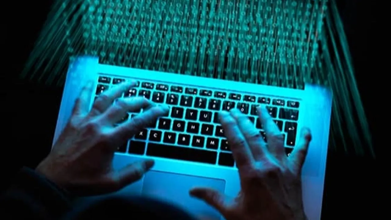 İnternette şiddet her yerde...  Çocukların yarısından fazlası şiddet içerikleriyle karşılaşıyor