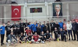 Gebze voleybol takımı evinde 3-0 farklı galip