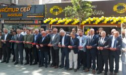 Tarihi Çeşme Tavuk Cağ Döner açıldı