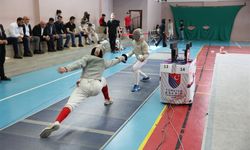 Darıca’da kılıçlar çekildi, şampiyonlar belli oldu