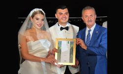 Çiler’den düğün merasimde fidan bağışı