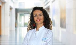 Ağız kokusuna yol açan 6 neden