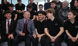 Kocaeli Büyükşehir Belediyesi’nden dev eğitim desteği