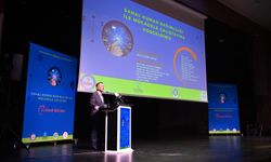 Vali Aktaş, Sanal Kumar Bağımlılığı ile Mücadele Çalıştayı'na katıldı