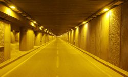 Seka Tüneli’ndeki paneller yenilendi