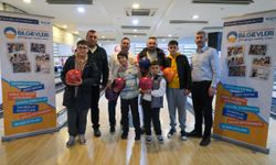 Bilgievleri’nden baba-oğul bowling turnuvası