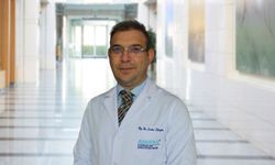 Saç telinden ince dikişlerle sinir sıkışmasına hassas çözüm