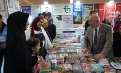 Darıca Kitap Fuarı, kitapseverlerle doldu taştı