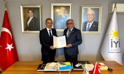 İYİ Parti Dilovası İlçe Başkanlığı’nda görev değişimi
