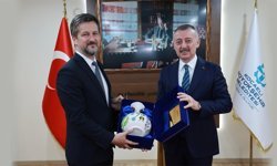 Macaristan Büyükelçisi Matis, Büyükakın’a konuk oldu