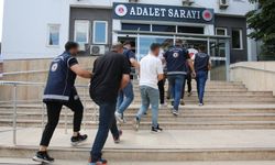 Kocaeli’nde 42 düzensiz göçmen yakalanarak sınır dışı edildi