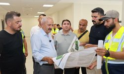Başkan Büyükgöz Geçici Kaymakamlık Hizmet Binası’nda incelemelerde bulundu