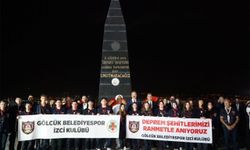 17 Ağustos deprem şehitleri 27. yılında dualarla anıldı
