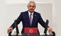 YENİ Parti milletvekillerinden Özgür Özel’e destek