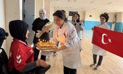 Dünya şampiyonu Havva Alyurt’a sürpriz kutlama