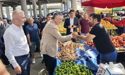 AK Parti Gebze’den Cuma Pazarı’nda gönül seferberliği