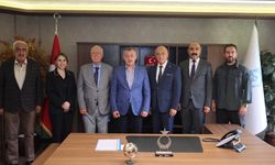 Cem Vakfı, teşekkür için Başkan Büyükakın’a geldi