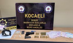 Uyuşturucu satıcılarına yönelik operasyonlarda 3 kişi yakalandı