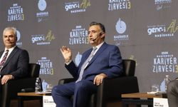Prof. Dr. Hacı Ali Mantar, Başiskele Kariyer Zirvesi’nde gençlerle buluştu