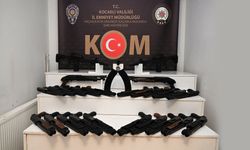 D-100 üzerinde durdurulan araçlarda yapılan aramada 25 adet yivsiz av tüfeği ele geçirildi