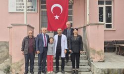 Bir öğretmen, bir öğrenci, kocaman bir Cumhuriyet sevdası!