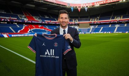 Lionel Messi artık PSG’de