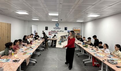 Atık malzemeleri sanata dönüştürdüler