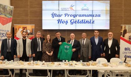Bıyık, üniversiteli gençlerle iftar sofrasında buluştu