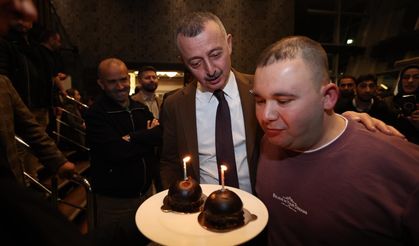 Büyükakın’dan, Arif’e doğum günü sürprizi