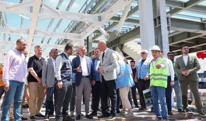 Başkan Büyükakın: Sosyal yaşamın kalbi bu merkezde atacak