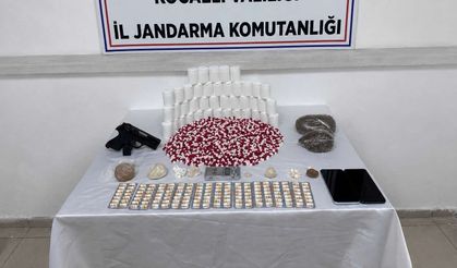 Jandarma’dan İzmit’te uyuşturucu operasyonu: Çok sayıda uyuşturucu ve silah ele geçirildi