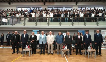 Özel Gebze Güzeller Mesleki Eğitim Merkezi İstihdam Kariyer Fuarı düzenledi