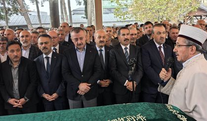 Vali Çiçek’in babaannesi dualarla ebediyete uğurlandı