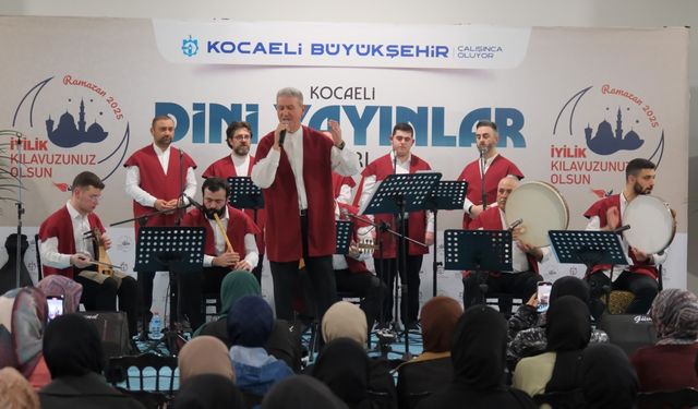 Kulakların da gönüllerin de pasını sildiler