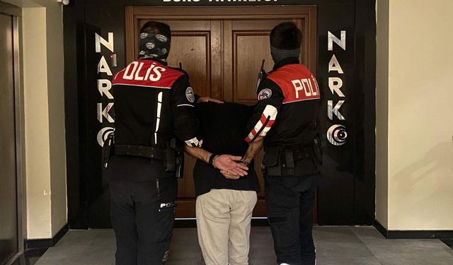 Yunus timlerinin durdurduğu şahsın üzerinden 15 paket uyuşturucu çıktı