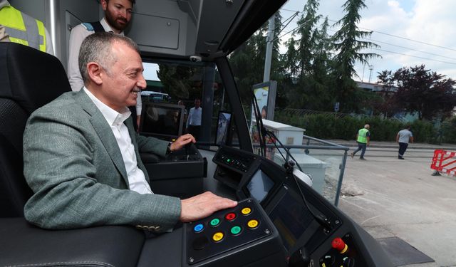 Büyükakın’dan: Süper Lig’deki maçlara tramvay ile gideceğiz