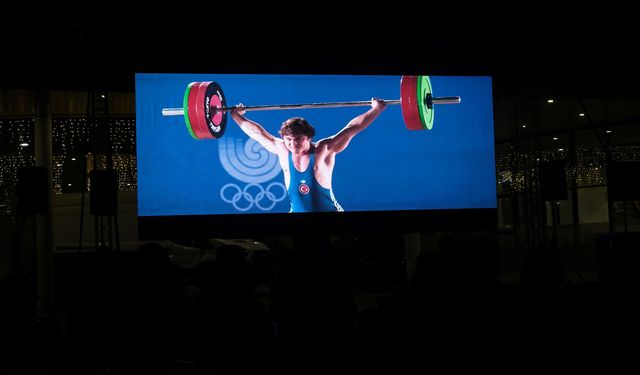 Milli İrade Meydanı’nda sinema keyfi