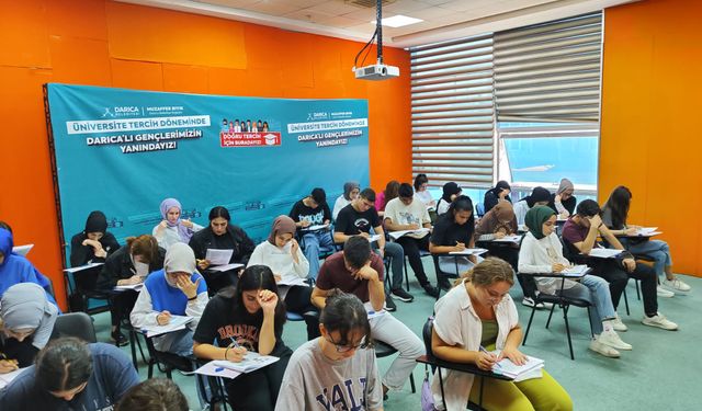 Darıca Belediyesi’nin ücretsiz kursları üniversite yolunu açtı