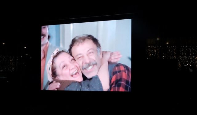 ‘Gülen Gözler’ Milli İrade Meydanı’nda keyif verdi