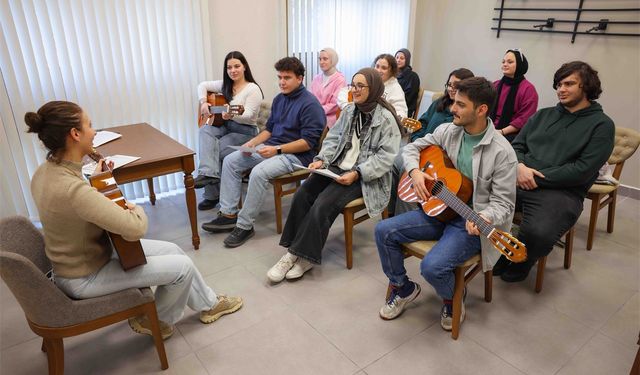 Halkevi Gençlik Merkezi’nde kayıtlar başladı