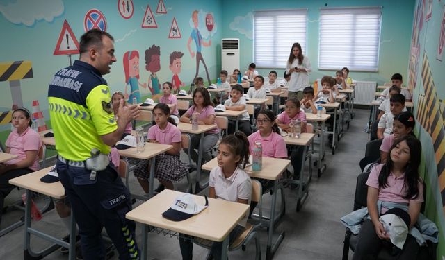 Geleceğin bilinçli sürücü ve yayaları yetiştiriliyor