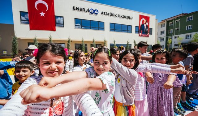 Sabancı Vakfı’ndan Dünya Kız Çocukları Günü’nde sivil topluma 15 milyon TL’lik destek