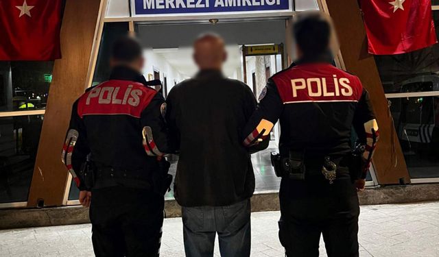 Yunus Timleri uyuşturucu suçundan araması olan şahsı yakaladı