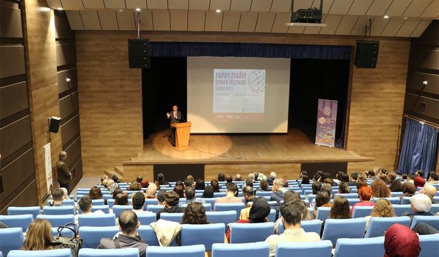 Yapay Zekayı Sınıfa Taşımak semineri yapıldı