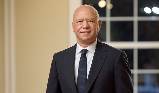 Koç Holding yılın ilk 9 ayında 2,6 milyar dolar kombine yatırım yaptı