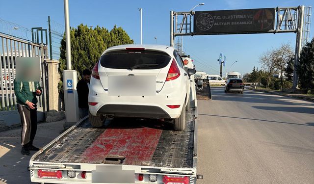 Korsan taşımacılık yapan araç 60 gün otoparka çekildi